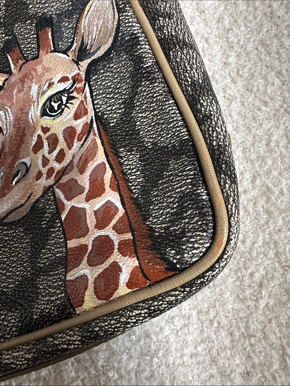 Yves Saint Laurent Hand-Painted Vintage Giraffe Print Clutch Pouch Toiletry Bagπ¦ - Picture 13 of 16